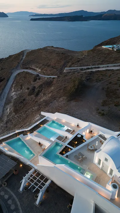 Omna Caldera Suites