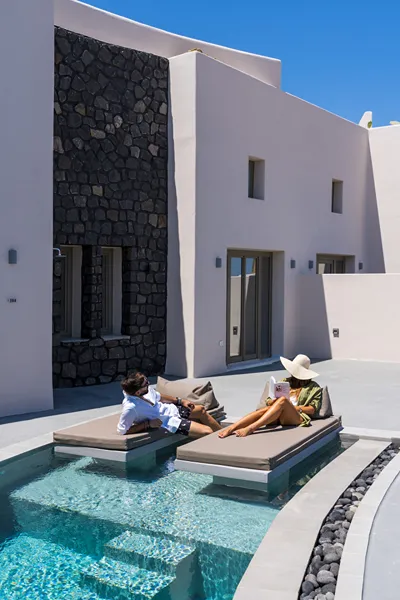 Lavadoze Luxury Suites