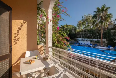 Iliostasi Beach Apartments