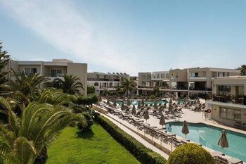 Vantaris Palace Hotel