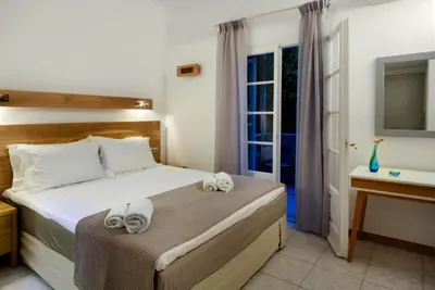 HOTEL NEFELI