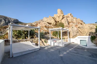 Iris Boutique Hotel Santorini