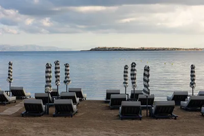 Oasis Beach Hotel