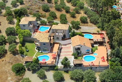 Niriides Villas