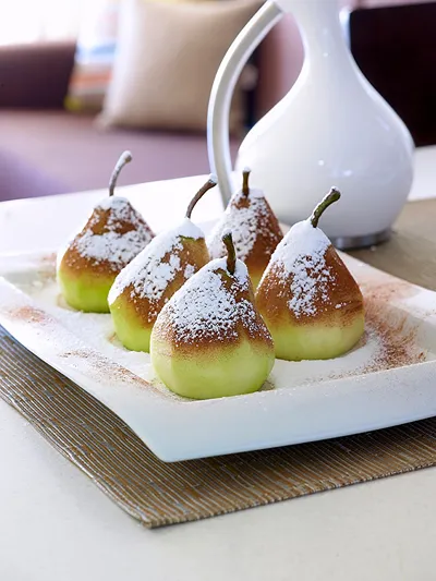 Macaris Suites & Spa