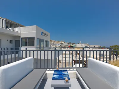 Tatakis Design Hotel, Fira