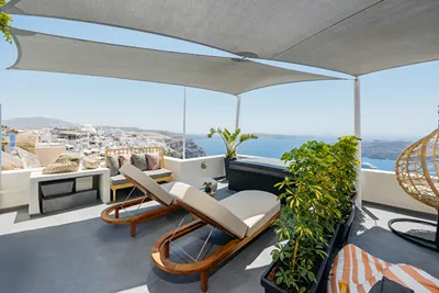 Kastro Suites Fira Santorini