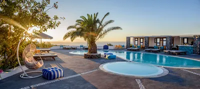 Anemomilos Hotel Santorini