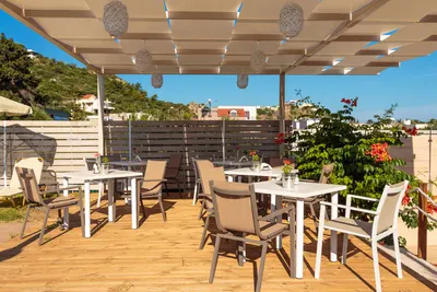 Dimitra & Evdokia Hotel