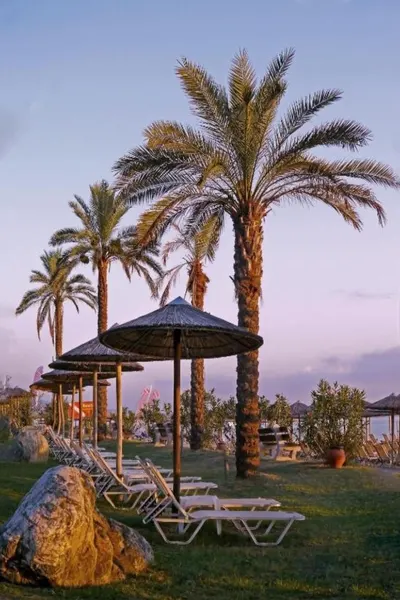 Cronwell Platamon Resort