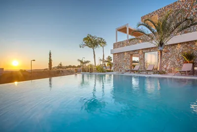 Venezia Luxury Living