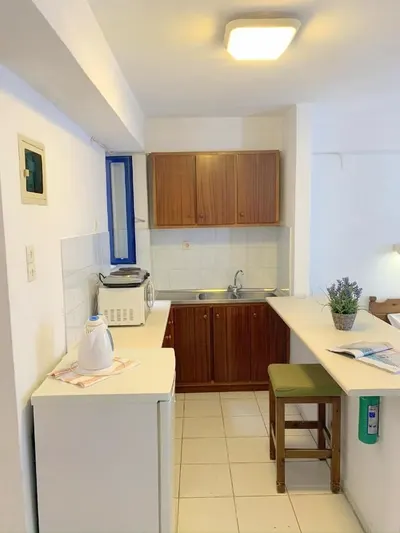Kassavetis Center - Hotel Studios & Apartments