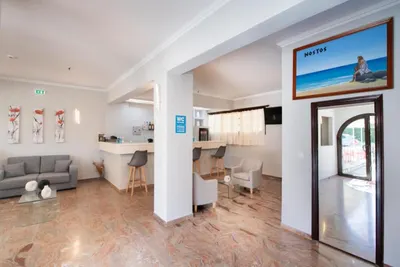 hotel Nostos