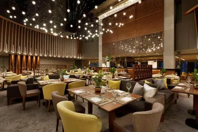 Zeus Wyndham Grand Athens