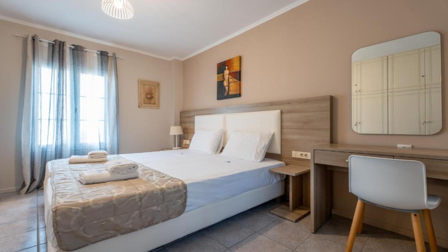 Porto Planos Beach Hotel