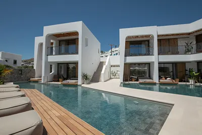 Nuca Mykonos