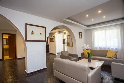 Royal ApartHotel City Center