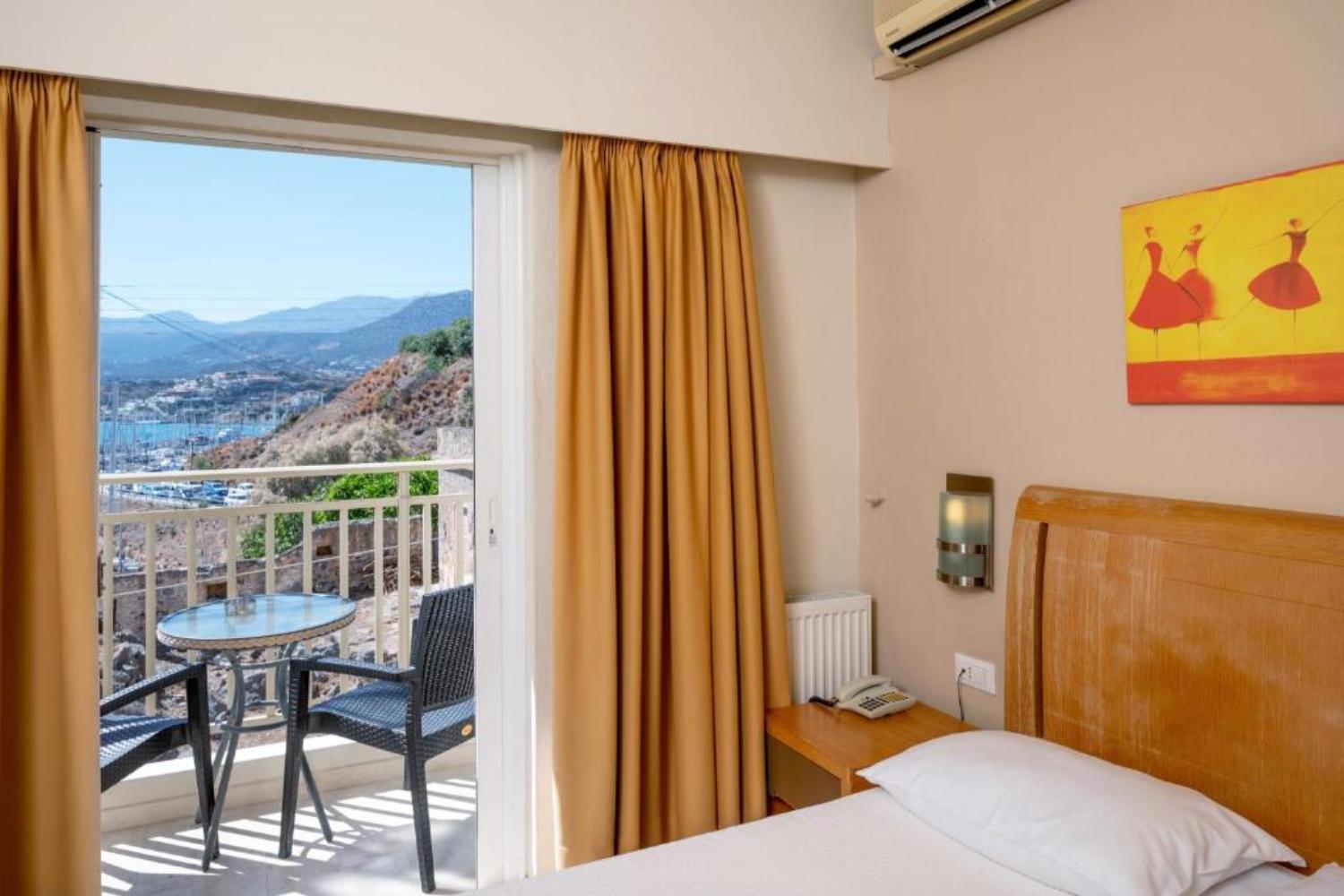 Kitro Hotel