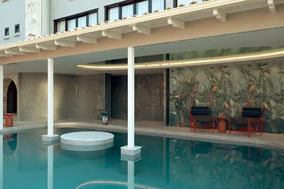 Zeus Eleva Kassandra Lagoon