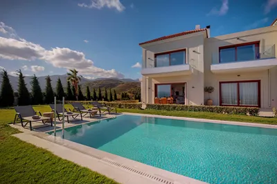 Ocean Villas Complex