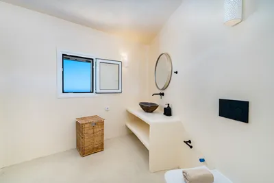 Eolithos Suites