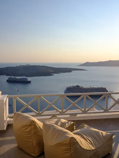 Elia Caldera Suites