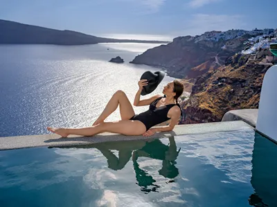IKIES Santorini