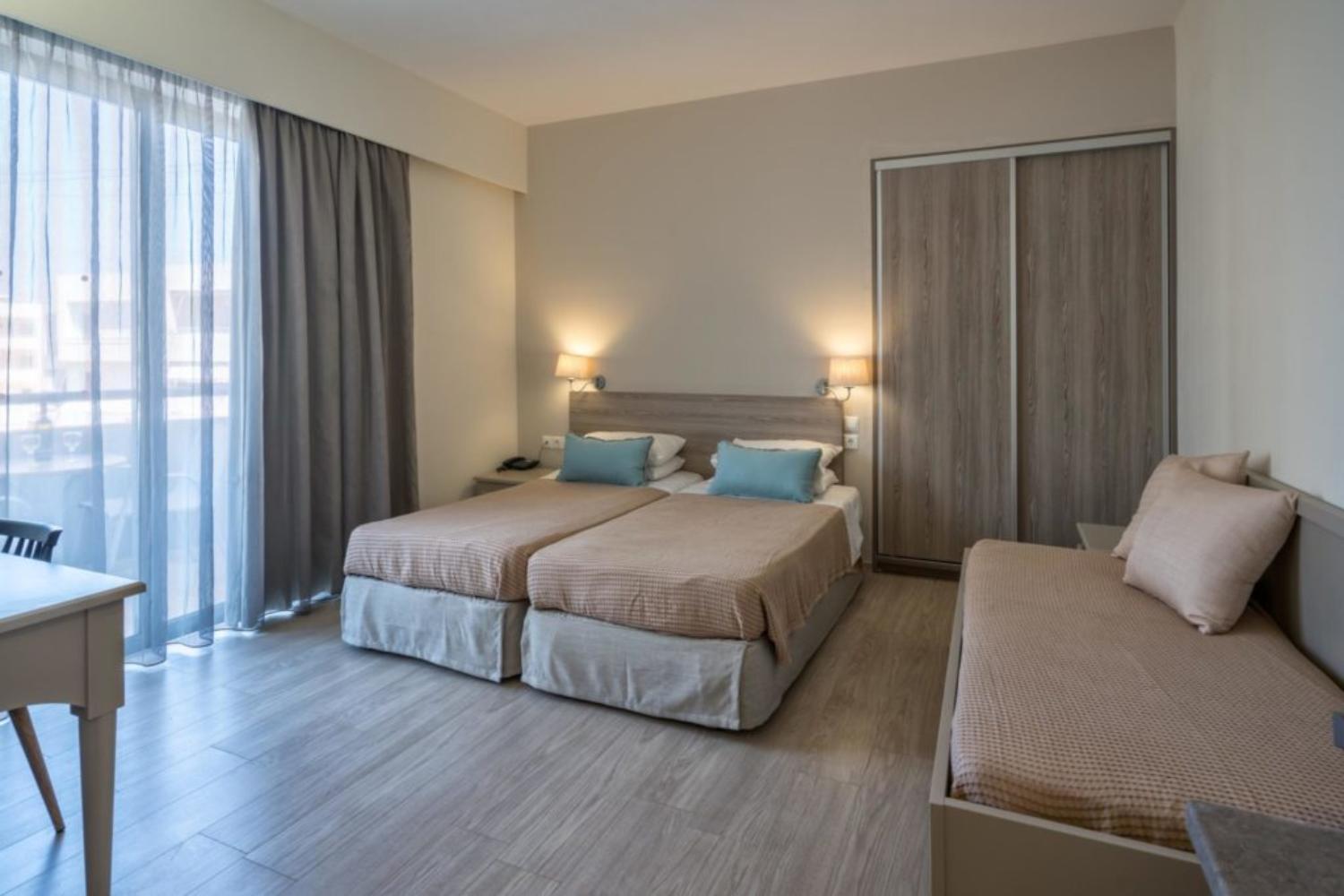LEFKONIKO BEACH HOTEL