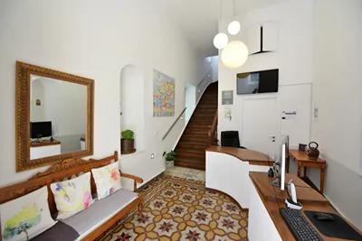 Douskos Guest House Hydra