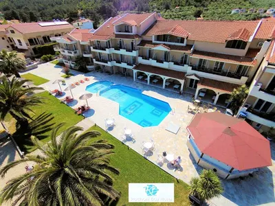 Rachoni Bay Resort