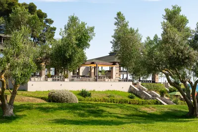 Simantro Resort
