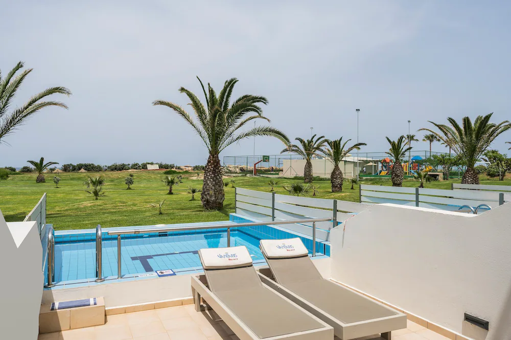 Vantaris Palace Hotel