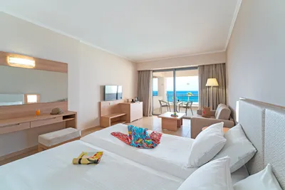 KRESTEN ROYAL EUPHORIA RESORT