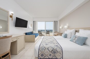 Vantaris Palace Hotel