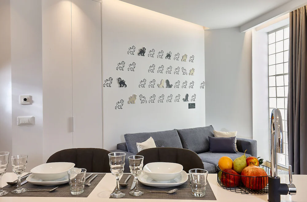 City Lion Apartments & Lofts