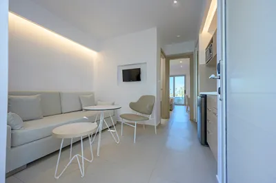Mythos Suites Hotel