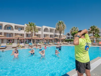 LARDOS BAY HOTEL