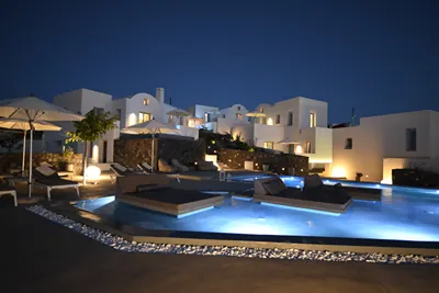 Nova Luxury Suites Santorini