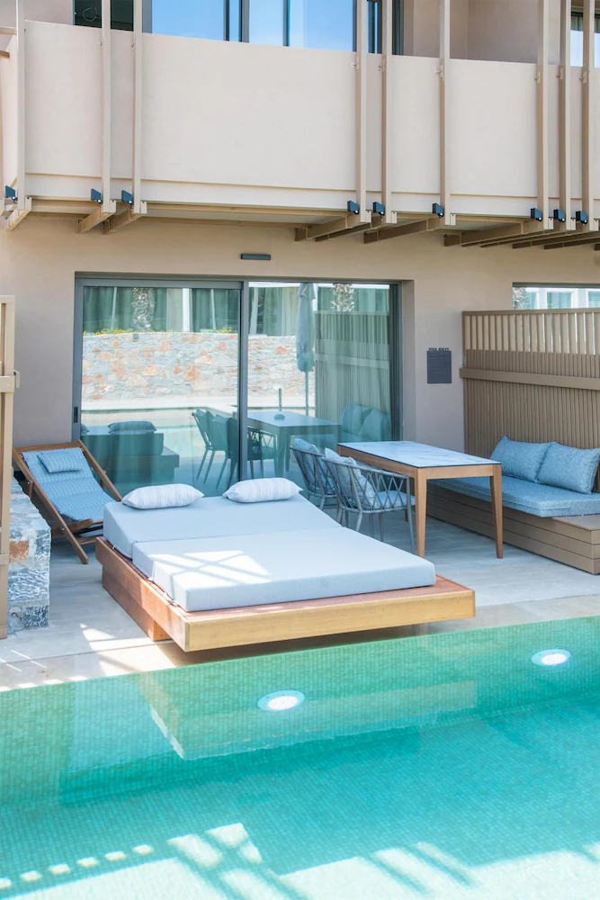Senseana Sea Side Resort & Spa
