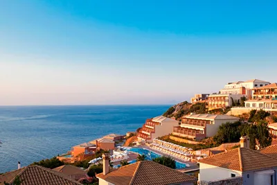 Apostolata Island Resort & Spa