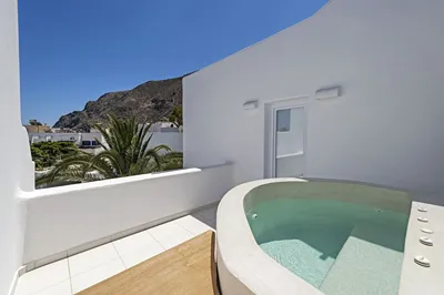 Cavo Bianco Santorini