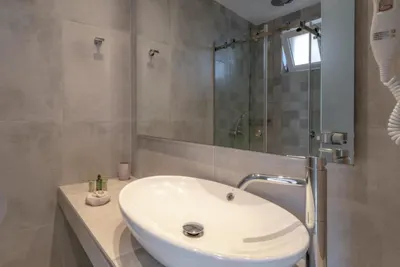 Zefyros Eco Hotel