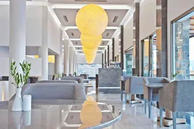 Royal Marmin Bay Boutique & Art Hotel