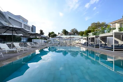Ray Hotel