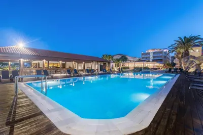 Galaxy Beach Resort Best Western Premier Collection