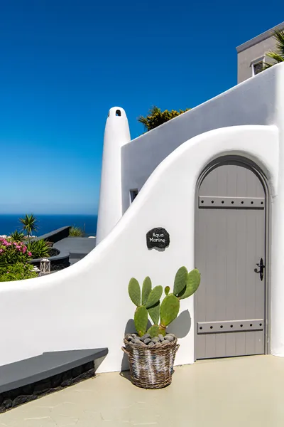 San Marino Suites