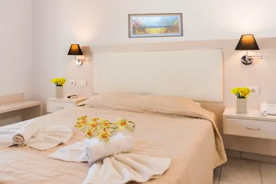 Ninos Saint George Palace Hotel
