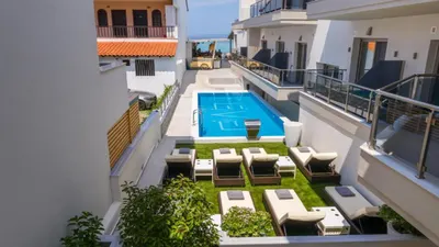 SEA LEVEL HOTEL