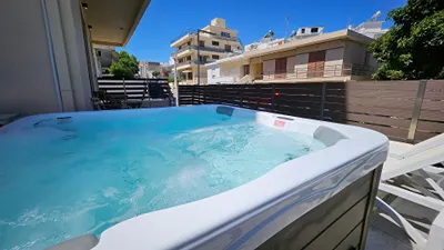 Rhodes City University Suite