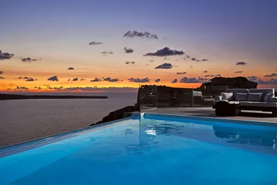 Charisma Suites Santorini